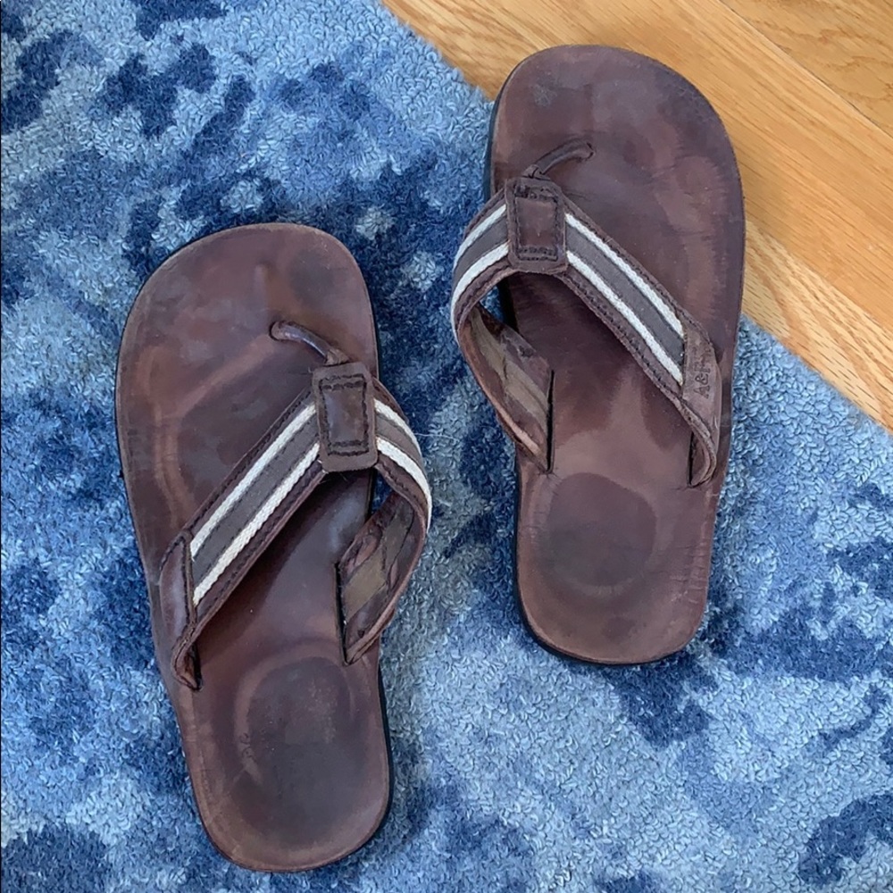 A&F Men’s Leather Treads